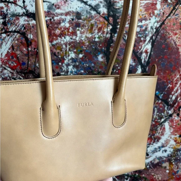 Furla Leather Tan Bag Minimalist Design - Picture 2 of 11